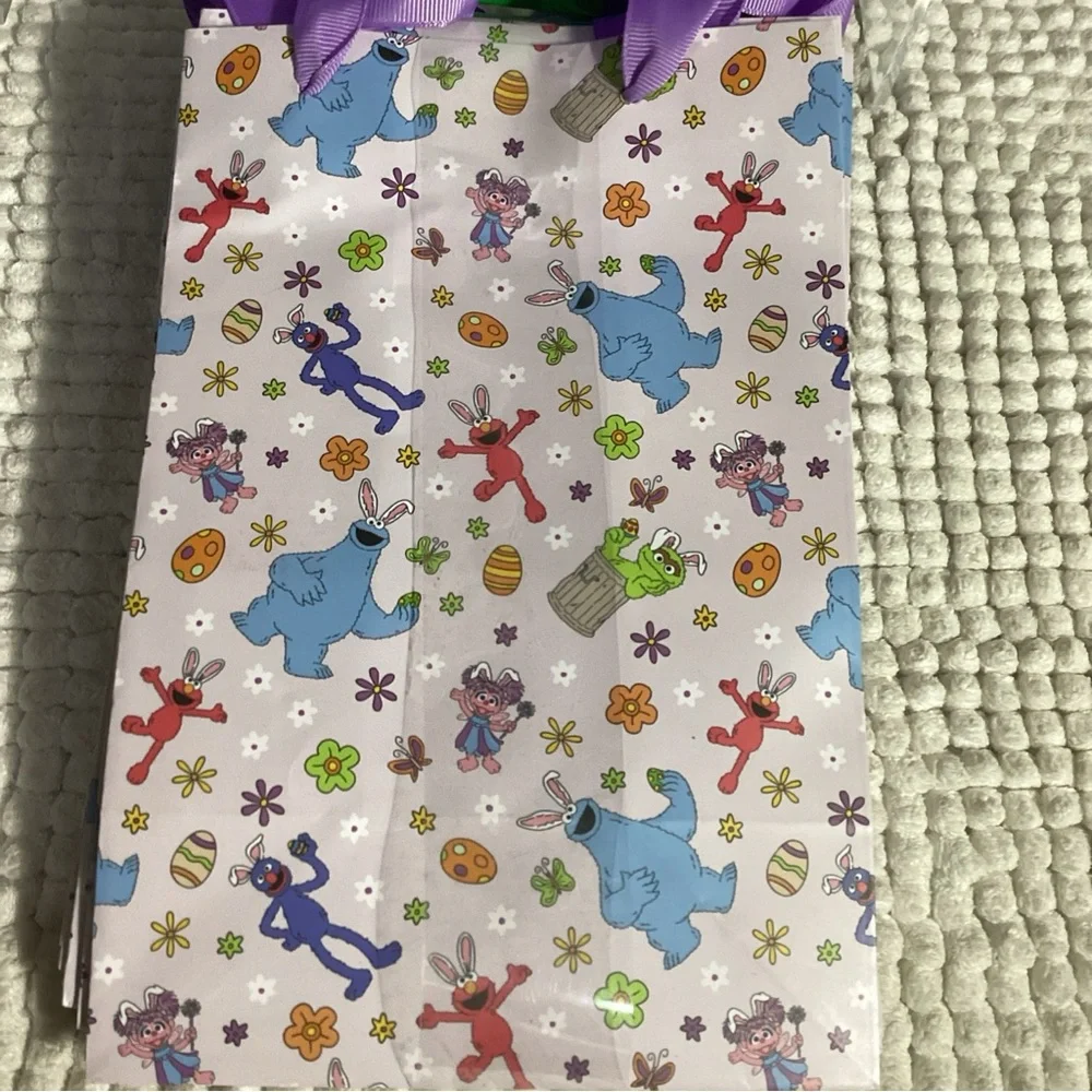 Sesame Street Easter Glossy Paper Treat Bags w/ Nice Ribbon Handles